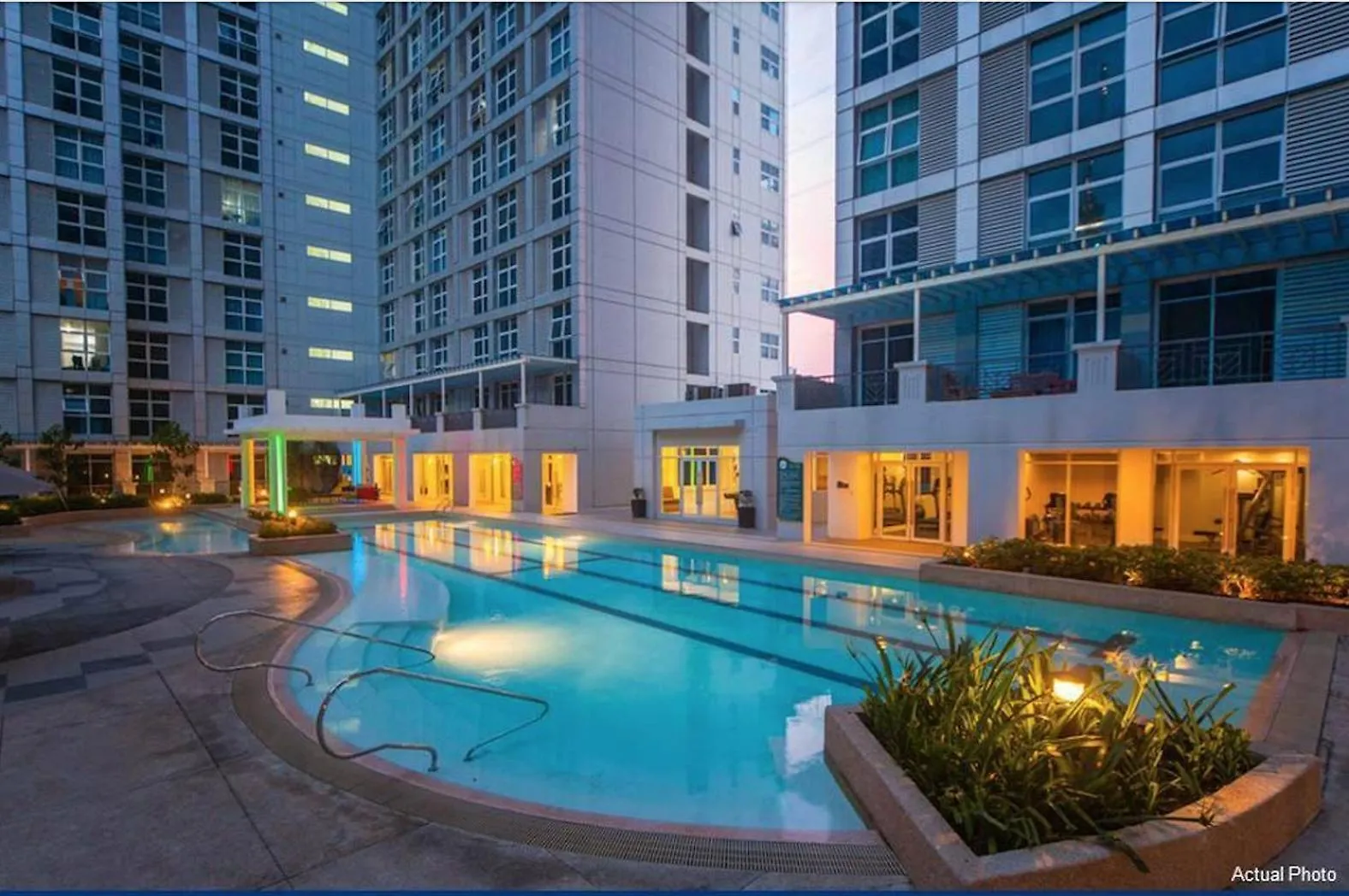 Cozy Studio Free Wifi & Netflix Makati Crq-1